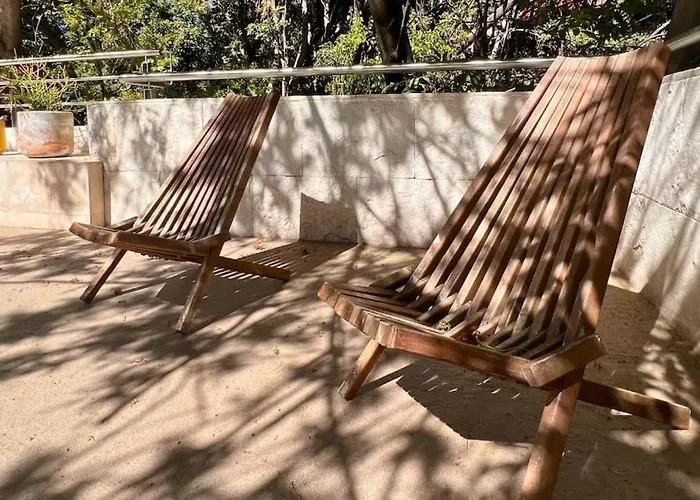 Condesa Amsterdam E Cozy Living Space In The Heart Of The On Amsterdam Avenue Apartment *